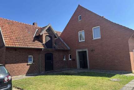 Haus zum Kaufen in Bückeburg 189.000,00 € 184 m²
