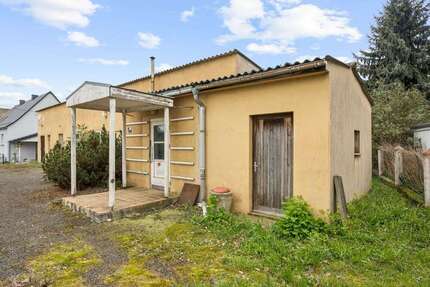 Haus zum Kaufen in Bad Lausick 89.000,00 € 130 m²
