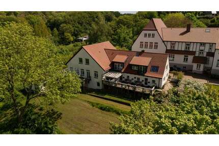 Haus zum Kaufen in Glücksburg (Ostsee) 1.590.000,00 € 350 m²