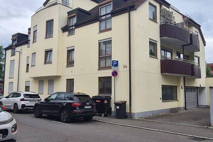 Moderne 2-Zi-Whg mit Balkon,Keller, Garten - Reutlingen Südstadt