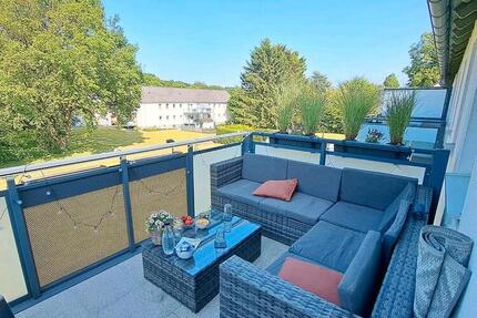 Balkon, offene Küche - 3 Zimmer Wohnung in Bottrop-Fuhlenbrock