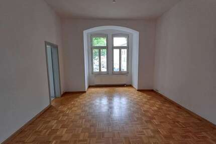 Wohnung zum Mieten in Halle (Saale) 438,00 € 58.33 m²