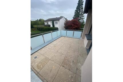 Moderne 3 Zimmer- Wohnung mit großer Terrasse- Heutingsheim - Freiberg am Neckar