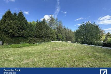 Ihr Traumgrundstück - grün und ruhig! Nur 20 min bis zum Hauptbahn - Freital