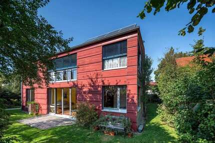 Haus zum Kaufen in Gilching 1.098.000,00 € 178.18 m²