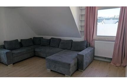 Geräumige Wohnung 100m2 mit Dachboden 70m2 zu vermieten - Schwarzenbach am Wald