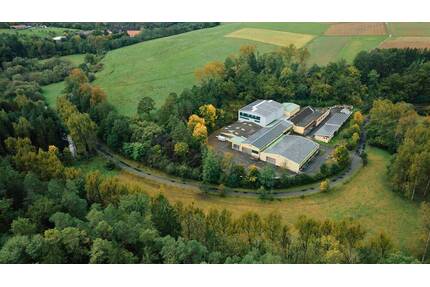 Außergewöhnliches, großzügiges Gewerbeanwesen in Haigerloch