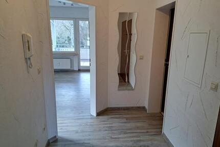 schöne, helle 2,5 Zimmerwohnung am Fuße des Honbergs zu vermieten - Tuttlingen