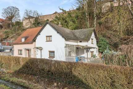 Haus zum Kaufen in Dingolfing 199.000,00 € 95.37 m²