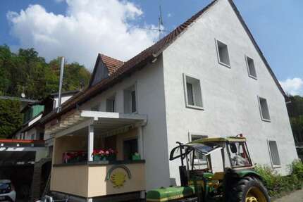 Haus zum Kaufen in Klettgau 107.000,00 € 192 m²