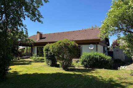 Einfamilienhaus im Bungalow-Stil mit viel Potential in ruhiger Lage von Isny-Rohrdorf - Isny im Allgäu