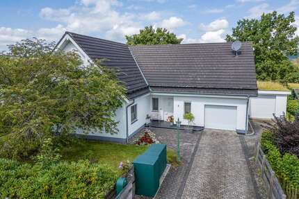 Haus zum Kaufen in Schmallenberg 425.000,00 € 208 m²