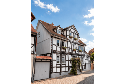 Haus zum Kaufen in Rotenburg an der Fulda 355.000,00 € 250 m²