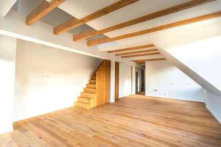 Wohnung zum Mieten in Gera 1.800,00 € 139.3 m²