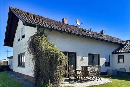 Bezugsfertiges Einfamilienhaus in Haidlfing mit Ausbaureserve - Wallersdorf