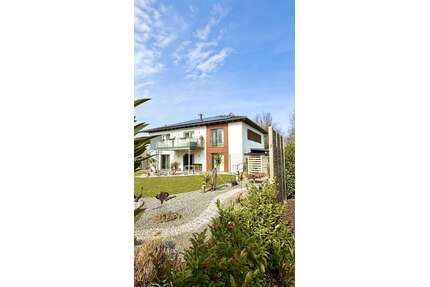 Haus zum Kaufen in Osterhofen 888.800,00 € 265 m²
