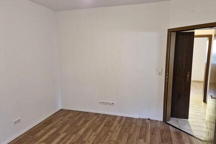 4 Zimmer Wohnung TOP Lage !!! - 1.450,00&nbsp;EUR Kaltmiete, ca.&nbsp; 93,00&nbsp;m&sup2; in Lahr (Schwarzwald) (PLZ: 77933)