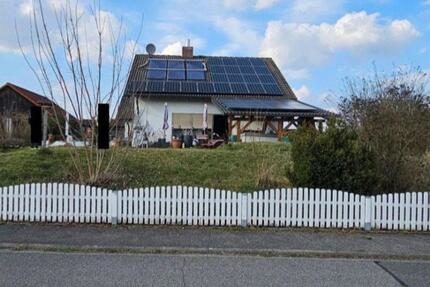 Einfamilienhaus OHNE MAKLER - 335.000,00&nbsp;EUR Kaufpreis, ca.&nbsp; 110,00&nbsp;m&sup2; in Coburg (PLZ: 96450)