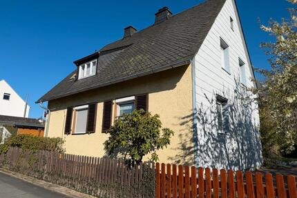 Einfamilienhaus mit großem Grundstück und Potential! - Schwarzenbach an der Saale Fletschenreuth