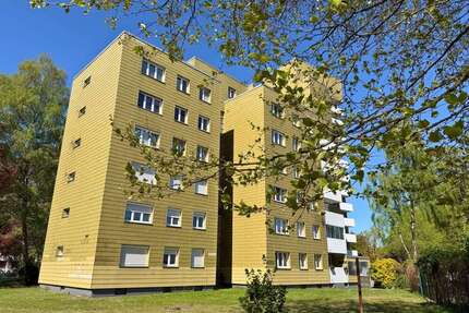 Wohnung zum Kaufen in Delmenhorst 115.000,00 € 74.08 m²