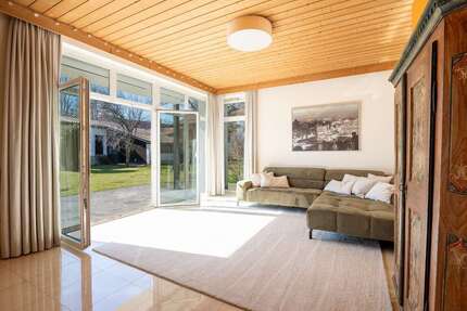 Haus zum Kaufen in Bad Aibling 1.398.000,00 € 300 m²