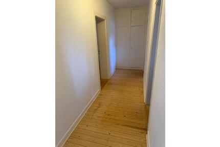 Eine schöne und geräumige 2-Zimmer-Wohnung wird ab dem 01.05.2026 - Kiel Neumühlen-Dietrichsdorf