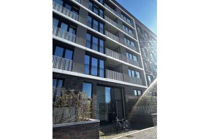Wohnung zum Mieten in Berlin 2.005,00 € 87.15 m²