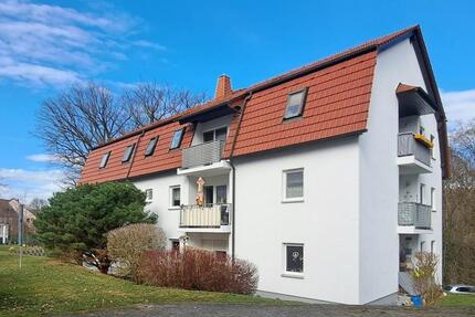 2-Raum-Wohnung mit Balkon in ruhiger Lage zu vermieten - Rochlitz