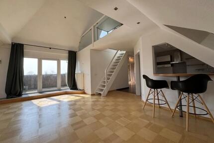 Moderne Galerie-Dachgeschoss-Wohnung in MG - Dahl - Mönchengladbach Nord