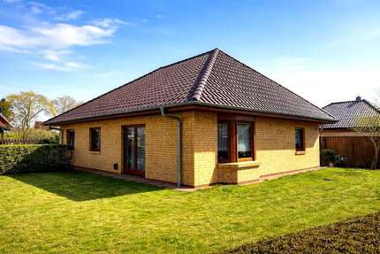 Haus zum Kaufen in Boizenburg 329.000,00 € 104.78 m²