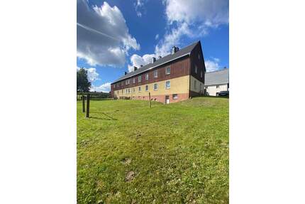Mehrfamilienhaus zu Verkaufen - Hermsdorf Erzgebirge