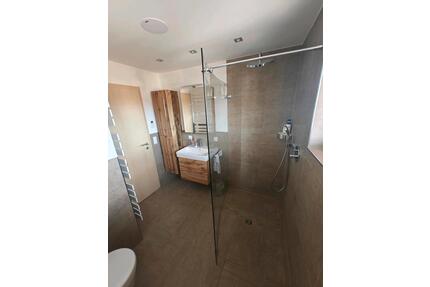 Renovierte 4-Zimmer Wohnung im 1. Stock & Balkon in Reicholzheim - Wertheim