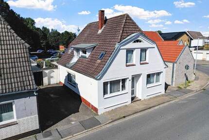 Mehr Raum, mehr Möglichkeiten - Charmantes Wohnhaus in bester Innenstadtlage von Heide.