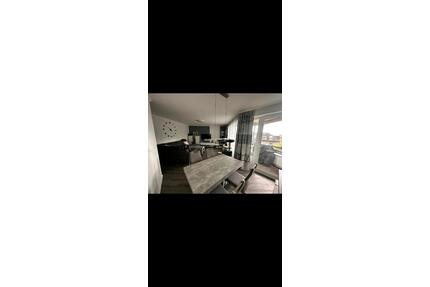 4 Zimmer Wohnung in verkaufen - 230.000,00&nbsp;EUR Kaufpreis, ca.&nbsp; 97,00&nbsp;m&sup2; in Remscheid (PLZ: 42853)