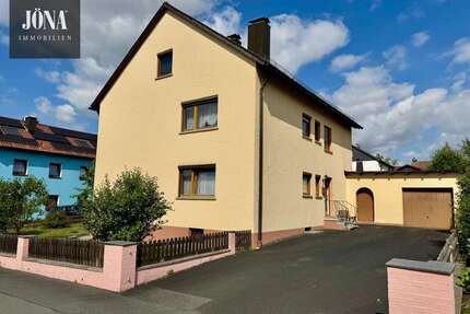 Haus zum Kaufen in Stadtsteinach 179.000,00 € 180 m²
