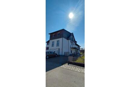 Helle 5-Zmmer- Wohnung mit Balkon in Überlingen Teilort Bambergen