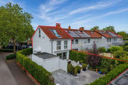 Haus zum Kaufen in Langenfeld 550.000,00 € 116.88 m²