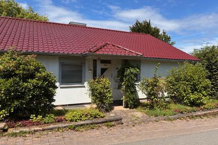 Freistehendes Einfamilienhaus mit großem Garten - Schönbrunn