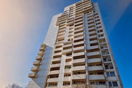 Geräumige 1-Zimmer-Wohnung mit Balkon im Weißen Riesen - Kiel Mettenhof - Melsdorf