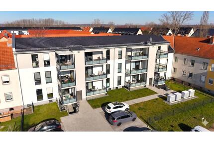 Exklusive 2-Raum Wohnung in Bitterfeld mit Balkon, Aufzug und komfortablem Bad in ruhiger Wohnlage - Bitterfeld-Wolfen