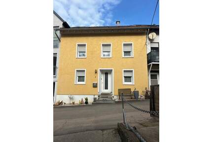 Wohnhaus + Große Scheune für 6-8 Autos Ideal für Schrauber - Nittel Rehlingen