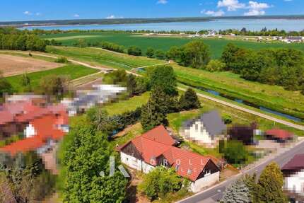 Haus zum Kaufen in Elsterheide-Tätzschwitz 239.000,00 € 245 m²