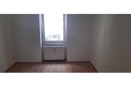 3,5 Zimmer, Küche,Bad m Wanne,ca 125qm, soz. verträglich - Erfurt Johannesplatz