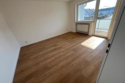 Helle 50 qm Wohnung, 2 Zimmer in 33154 Salzkotten - Altenbeken