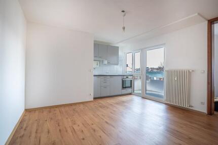 Helle 32m² Wohnung mit Balkon im 5. OG in Kempten zentrumsnah - Kempten (Allgäu) Auf der Halde
