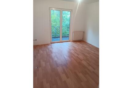 Helles Single-Apartment mit Balkon und Pantryküche in Essen-Schon