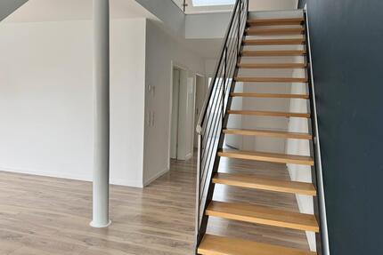 Moderne Dachgeschosswohnung mit Galerie in zentraler Lage von Rheda-Wiedenbrück