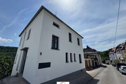 Haus zum Mieten in Stuttgart 4.200,00 € 218.77 m²