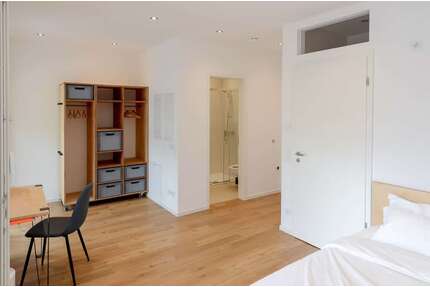 WG-Zimmer in München 910,00 € 18 m²