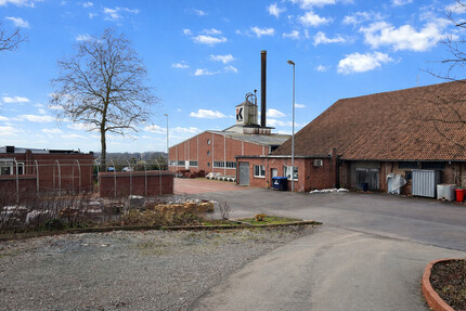 Seltene Gelegenheit: Großes Gewerbeareal mit Halle, Büro und Freifläche - Löhne